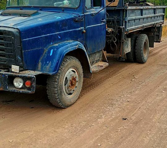 ЗИЛ 4329, объемом двигателя 6 л и пробегом 200 тыс. км за 6500 $, фото 1 на Automoto.ua