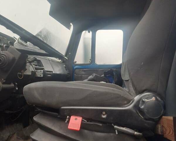 ЗИЛ 4331, объемом двигателя 6.9 л и пробегом 77 тыс. км за 12900 $, фото 6 на Automoto.ua