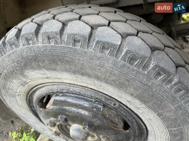 ЗИЛ 4331, объемом двигателя 10.8 л и пробегом 100 тыс. км за 8000 $, фото 2 на Automoto.ua