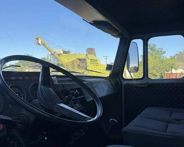 Серый ЗИЛ 4331, объемом двигателя 8.74 л и пробегом 1000 тыс. км за 8700 $, фото 13 на Automoto.ua