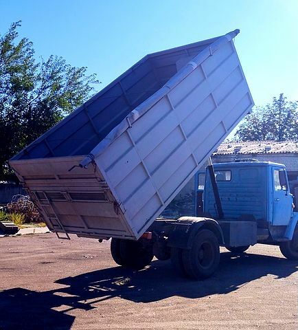 Синій ЗІЛ 4331, об'ємом двигуна 8.7 л та пробігом 220 тис. км за 12000 $, фото 4 на Automoto.ua
