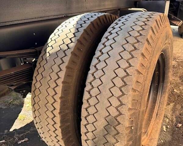 Синий ЗИЛ 4331, объемом двигателя 8.7 л и пробегом 8 тыс. км за 10999 $, фото 9 на Automoto.ua