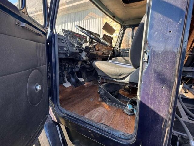 Синий ЗИЛ 4331, объемом двигателя 8.7 л и пробегом 8 тыс. км за 8500 $, фото 2 на Automoto.ua