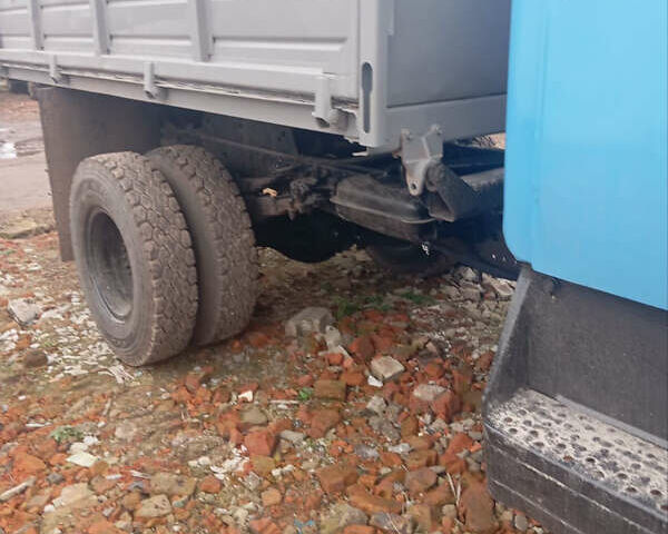 Синій ЗІЛ 4331, об'ємом двигуна 4.75 л та пробігом 65 тис. км за 12500 $, фото 2 на Automoto.ua