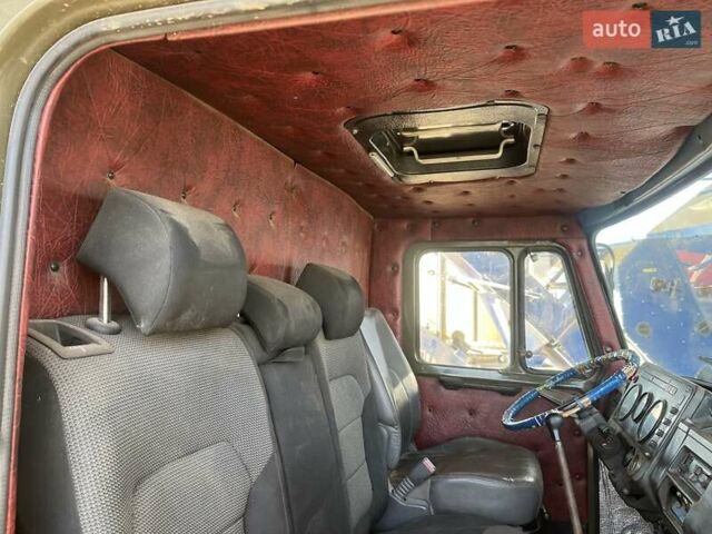 Зеленый ЗИЛ 433102, объемом двигателя 5.96 л и пробегом 1 тыс. км за 10500 $, фото 7 на Automoto.ua