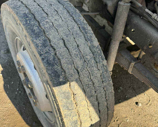 ЗИЛ 433362, объемом двигателя 0 л и пробегом 100 тыс. км за 12800 $, фото 7 на Automoto.ua