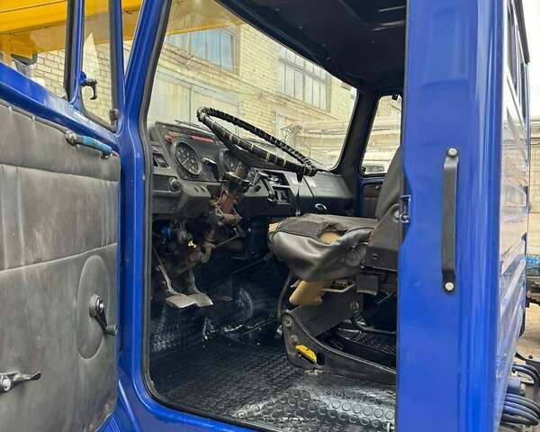 Синий ЗИЛ 433362, объемом двигателя 4.75 л и пробегом 500 тыс. км за 17500 $, фото 4 на Automoto.ua