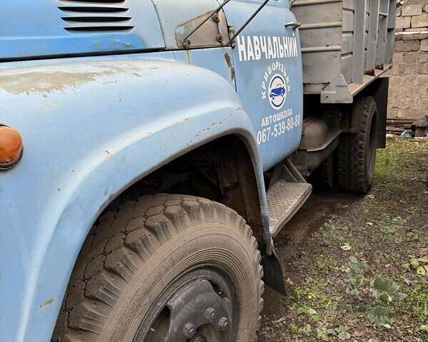ЗИЛ 4502 1991 в Кривом Роге на Automoto.ua Синий ЗИЛ 4502, объемом двигателя 6 л и пробегом 150 тыс. км за 2500 $, фото 1 на Automoto.ua