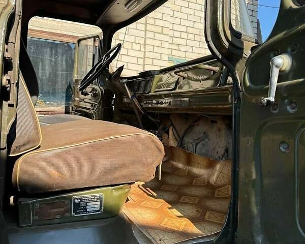 Зеленый ЗИЛ 4505, объемом двигателя 6 л и пробегом 1000 тыс. км за 3000 $, фото 3 на Automoto.ua