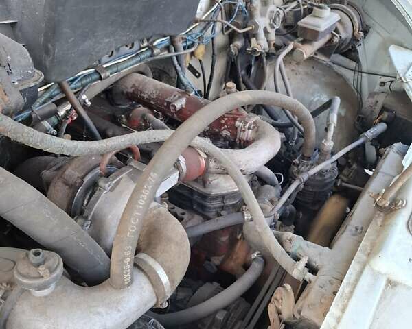 Белый ЗИЛ 5301 (Бычок), объемом двигателя 4.75 л и пробегом 200 тыс. км за 3300 $, фото 1 на Automoto.ua