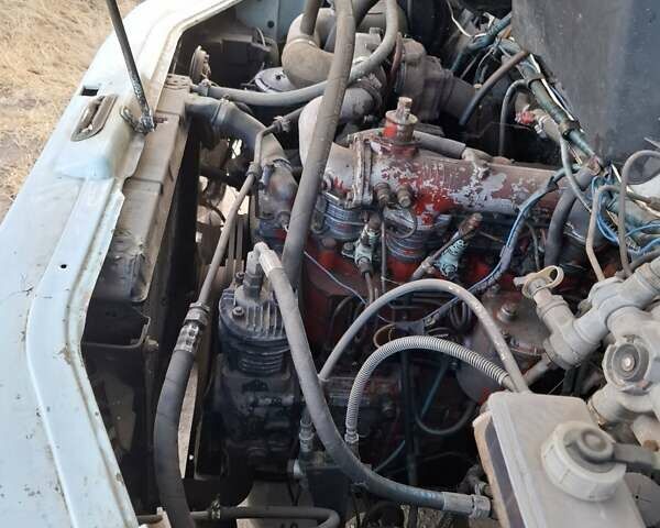 Белый ЗИЛ 5301 (Бычок), объемом двигателя 4.75 л и пробегом 200 тыс. км за 3300 $, фото 6 на Automoto.ua