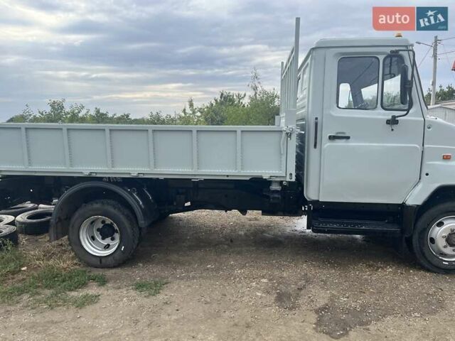 Серый ЗИЛ 5301 (Бычок), объемом двигателя 4.57 л и пробегом 50 тыс. км за 15000 $, фото 2 на Automoto.ua