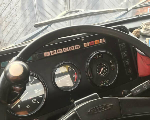 Синий ЗИЛ 5301 (Бычок), объемом двигателя 4.75 л и пробегом 150 тыс. км за 6000 $, фото 5 на Automoto.ua