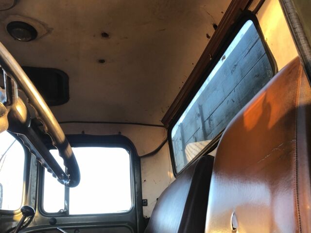 ЗИЛ Другая, объемом двигателя 0 л и пробегом 0 тыс. км за 3400 $, фото 7 на Automoto.ua