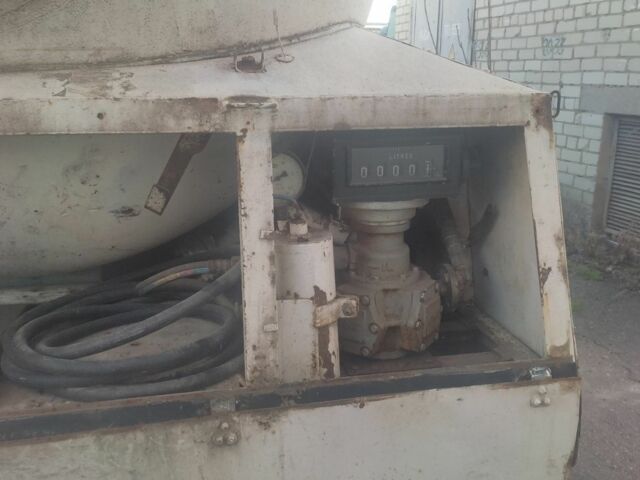 ЗИЛ Другая, объемом двигателя 0 л и пробегом 0 тыс. км за 7500 $, фото 3 на Automoto.ua