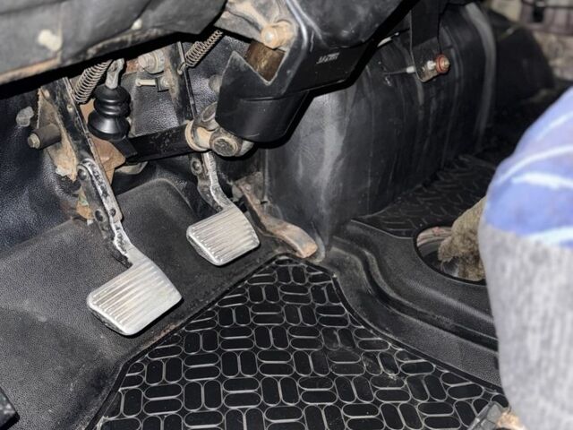 ЗИЛ Другая, объемом двигателя 2.3 л и пробегом 299 тыс. км за 4200 $, фото 4 на Automoto.ua