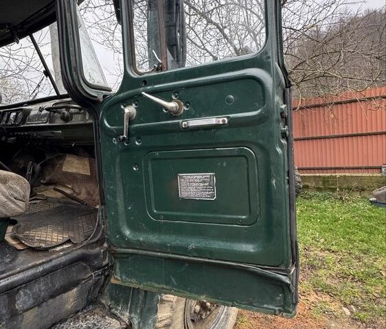 ЗИЛ Другая, объемом двигателя 0 л и пробегом 0 тыс. км за 7000 $, фото 18 на Automoto.ua