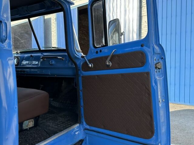 ЗИЛ Другая 1981 в Горишние Плавни (Комсомольск) на Automoto.ua ЗИЛ Другая, объемом двигателя 0 л и пробегом 0 тыс. км за 10300 $, фото 9 на Automoto.ua