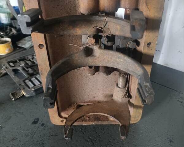 Синий ЗИЛ ММЗ 45021, объемом двигателя 5 л и пробегом 8 тыс. км за 4300 $, фото 34 на Automoto.ua