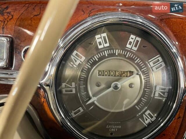 Черный ЗИМ 12, объемом двигателя 3.5 л и пробегом 8 тыс. км за 65000 $, фото 5 на Automoto.ua