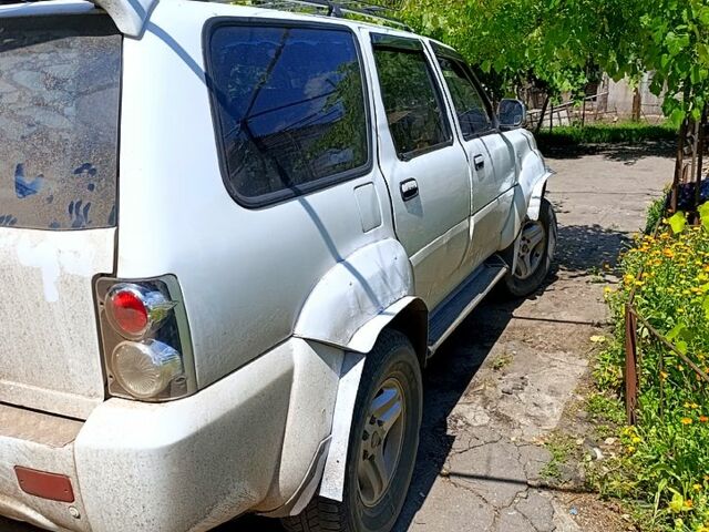 Білий ЗХ Лендмарк, об'ємом двигуна 2.2 л та пробігом 0 тис. км за 2500 $, фото 5 на Automoto.ua