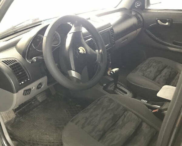 Черный ЗХ Лендмарк, объемом двигателя 2.4 л и пробегом 150 тыс. км за 3000 $, фото 10 на Automoto.ua