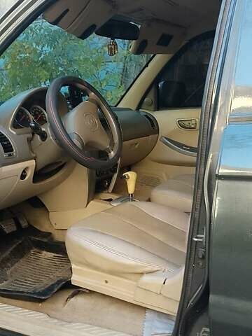 Черный ЗХ Лендмарк, объемом двигателя 2.35 л и пробегом 300 тыс. км за 3000 $, фото 7 на Automoto.ua