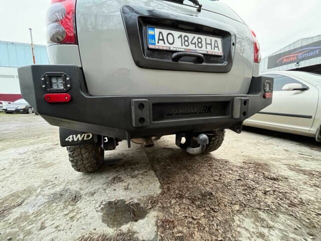 Сірий ЗХ Лендмарк, об'ємом двигуна 2.4 л та пробігом 159 тис. км за 10000 $, фото 22 на Automoto.ua