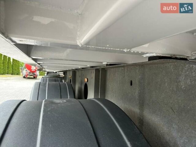 Белый Заслав D 653, объемом двигателя 0 л и пробегом 100 тыс. км за 43188 $, фото 43 на Automoto.ua