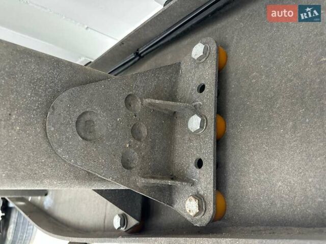 Белый Заслав D 653, объемом двигателя 0 л и пробегом 100 тыс. км за 43188 $, фото 13 на Automoto.ua