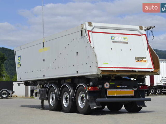Серый Заслав D 653, объемом двигателя 0 л и пробегом 0 тыс. км за 25000 $, фото 5 на Automoto.ua