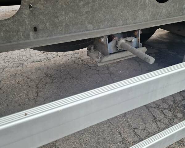 Сірий Заслав D 653, об'ємом двигуна 0 л та пробігом 230 тис. км за 38300 $, фото 10 на Automoto.ua