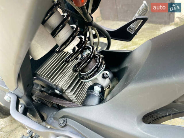 Зеро ФX, объемом двигателя 0 л и пробегом 8 тыс. км за 4500 $, фото 4 на Automoto.ua