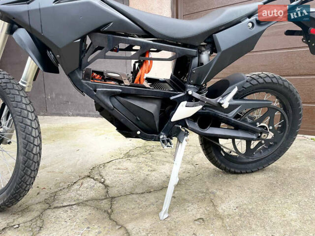 Зеро ФX, объемом двигателя 0 л и пробегом 8 тыс. км за 4500 $, фото 3 на Automoto.ua