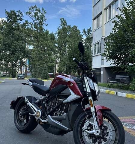 Красный Зеро SR/F, объемом двигателя 0 л и пробегом 2 тыс. км за 15000 $, фото 2 на Automoto.ua