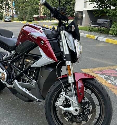 Красный Зеро SR/F, объемом двигателя 0 л и пробегом 2 тыс. км за 15000 $, фото 7 на Automoto.ua