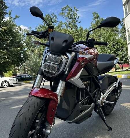 Красный Зеро SR/F, объемом двигателя 0 л и пробегом 2 тыс. км за 15000 $, фото 1 на Automoto.ua