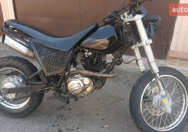 Черный Зонгшен 250, объемом двигателя 0.25 л и пробегом 1 тыс. км за 999 $, фото 1 на Automoto.ua