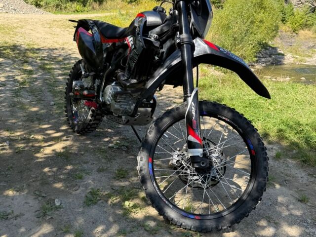 Зонгшен Другая, объемом двигателя 0.3 л и пробегом 0 тыс. км за 2000 $, фото 12 на Automoto.ua