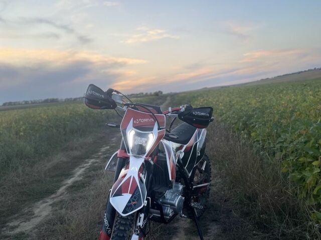 Зонгшен Другая, объемом двигателя 0.3 л и пробегом 0 тыс. км за 2103 $, фото 4 на Automoto.ua