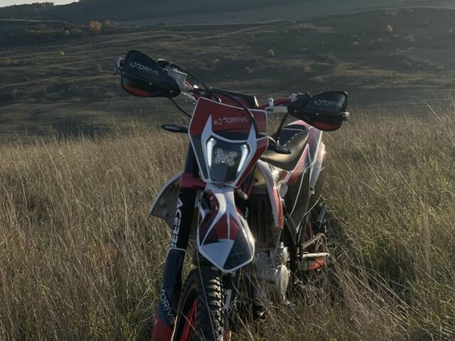 Зонгшен Другая, объемом двигателя 0.3 л и пробегом 0 тыс. км за 1946 $, фото 4 на Automoto.ua