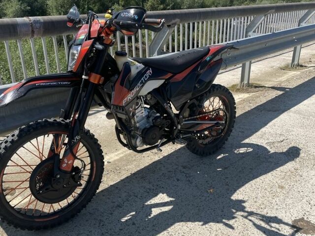 Зонгшен Другая, объемом двигателя 0.3 л и пробегом 0 тыс. км за 1900 $, фото 3 на Automoto.ua