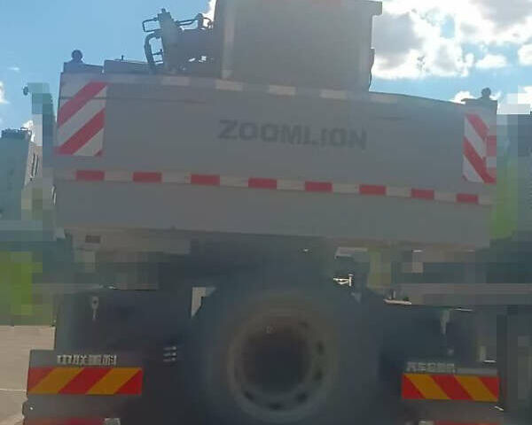 Зумлион ZTC 350H562-1, объемом двигателя 0 л и пробегом 5 тыс. км за 175000 $, фото 1 на Automoto.ua