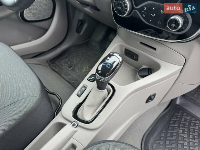 Зотье E20 EV 2016 в Одессе на Automoto.ua Черный Зотье E20 EV, объемом двигателя 0 л и пробегом 120 тыс. км за 7500 $, фото 17 на Automoto.ua