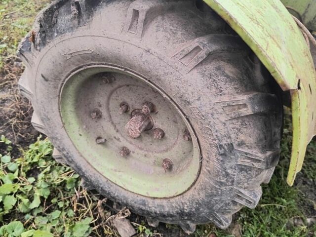 Зубр 8 2012 у Хмельнике на Automoto.ua Зелений Зубр 8, об'ємом двигуна 0 л та пробігом 29 тис. км за 527 $, фото 4 на Automoto.ua