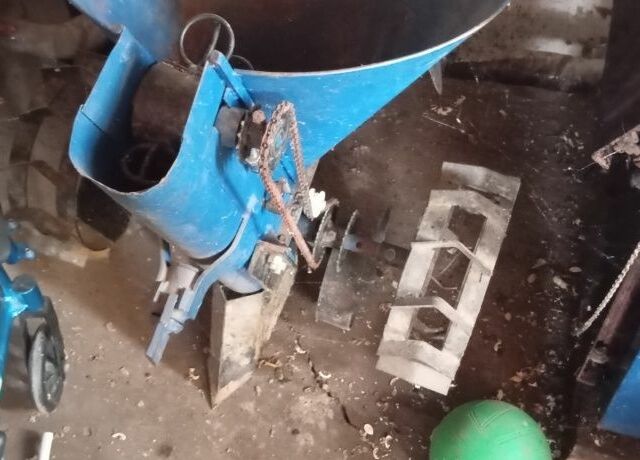 Зубр Другая, объемом двигателя 0 л и пробегом 0 тыс. км за 55000 $, фото 6 на Automoto.ua