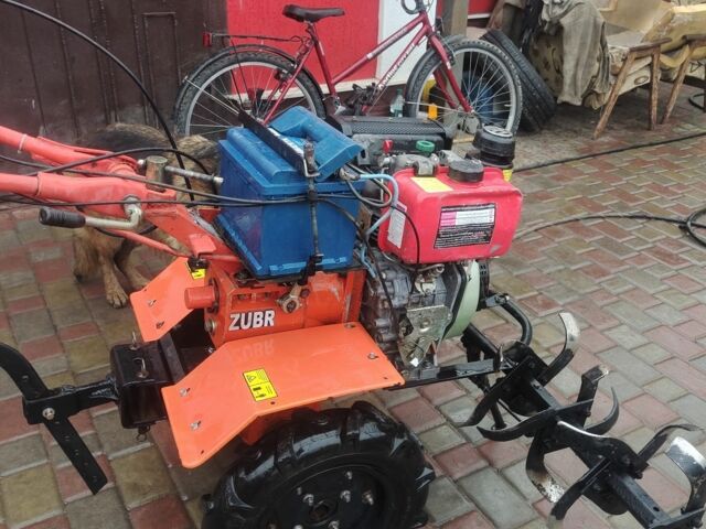 Зубр Другая, объемом двигателя 0.18 л и пробегом 50 тыс. км за 403 $, фото 4 на Automoto.ua