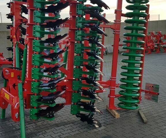 Красный Agro-Masz Другая, объемом двигателя 0 л и пробегом 0 тыс. км за 29425 $, фото 18 на Automoto.ua