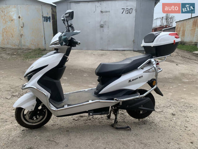Белый AIMA Journey, объемом двигателя 0 л и пробегом 2 тыс. км за 1200 $, фото 1 на Automoto.ua