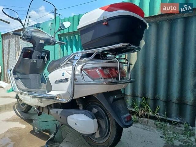 Белый AIMA Journey King, объемом двигателя 0 л и пробегом 45 тыс. км за 1031 $, фото 2 на Automoto.ua